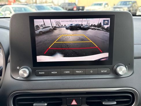 Used 2023 Hyundai Kona SE w/ Cargo Package image 32
