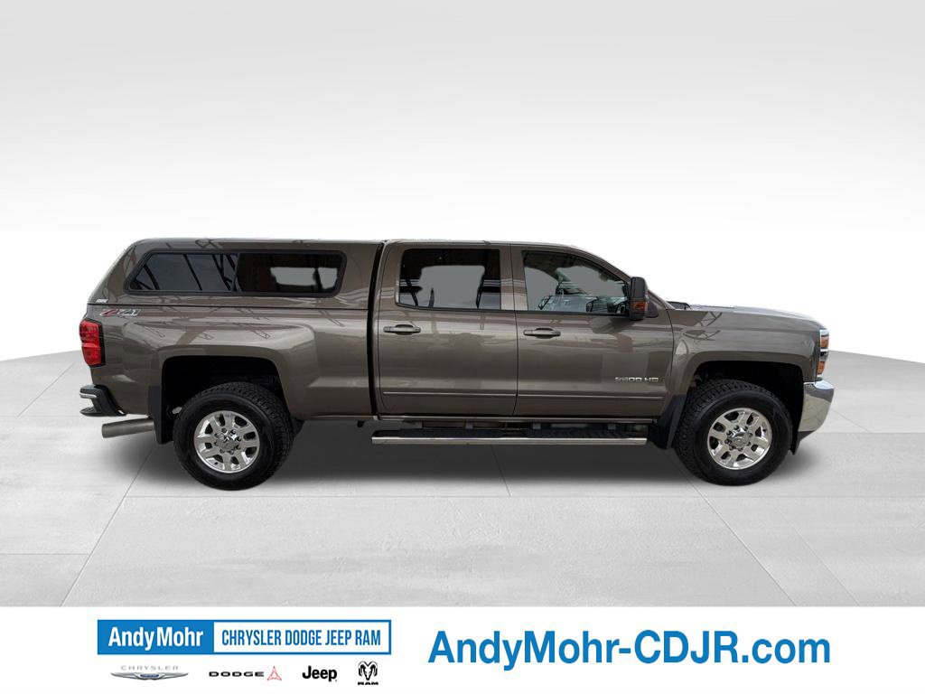 Used 2015 Chevrolet Silverado 2500 LT w/ LT Convenience Package AWD/4WD image 8