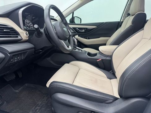 Used 2025 Subaru Outback Limited AWD/4WD image 17