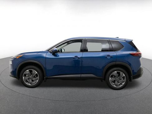 Used 2025 Nissan Rogue SV FWD image 5