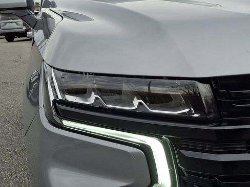 Used 2023 Chevrolet Tahoe RST image 9