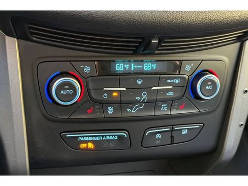 Used 2018 Ford Escape SE AWD/4WD image 18