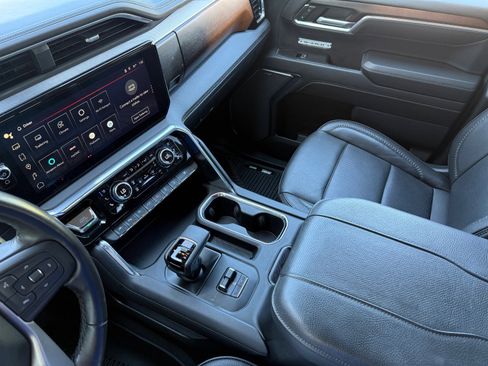 Certified 2024 GMC Sierra 1500 Denali image 31