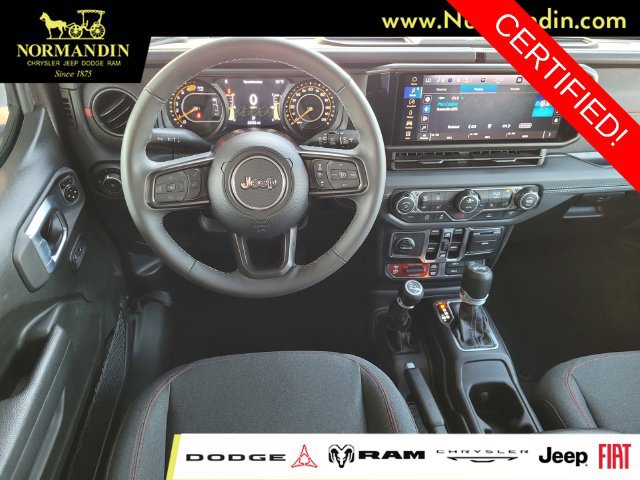 Certified 2025 Jeep Wrangler Unlimited Rubicon w/ Convenience Group AWD/4WD image 7