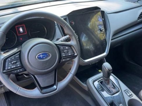 Used 2024 Subaru Crosstrek 2.5i Limited w/ Crosstrek Mirror Package AWD/4WD image 6
