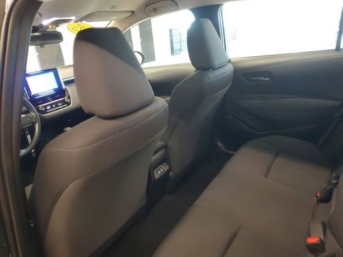 Used 2025 Toyota Corolla LE image 11