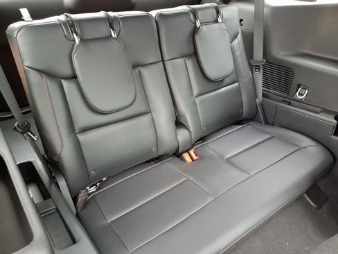 New 2026 Ford Explorer ST-Line AWD/4WD image 12