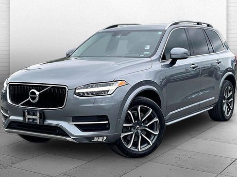Used 2016 Volvo XC90 T6 Momentum w/ Momentum Plus Package AWD/4WD image 10