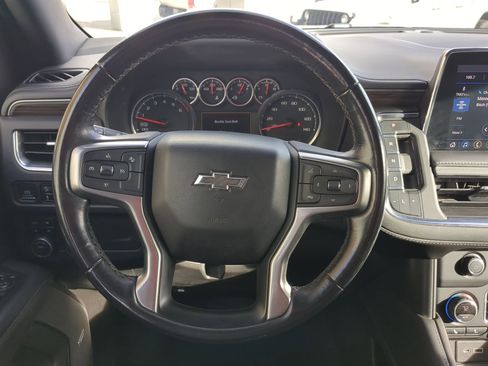 Used 2021 Chevrolet Tahoe Z71 image 12