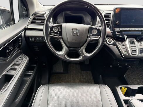 Used 2023 Honda Odyssey Elite image 18