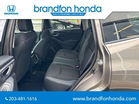 Used 2024 Subaru Forester Premium AWD/4WD image 23