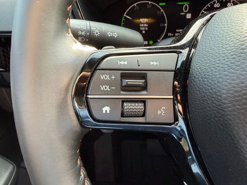 Used 2025 Honda CR-V Sport Touring image 13