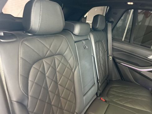 Used 2024 BMW X5 sDrive40i w/ M Sport Package image 29