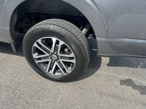 Used 2022 Ford F150 XL w/ STX Appearance Package image 9