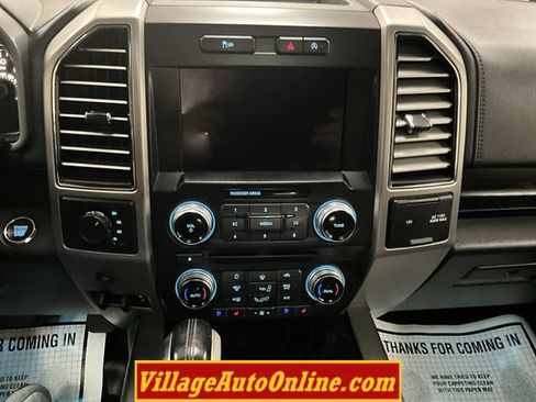 Used 2018 Ford F150 Platinum AWD/4WD image 19