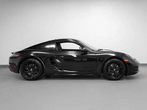 New 2025 Porsche 718 Cayman image 13