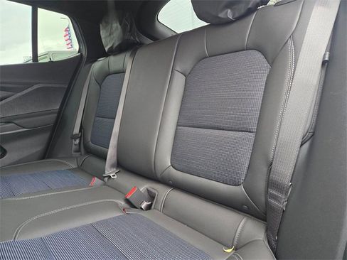 Used 2026 Buick Envista Preferred w/ Advanced Safety Package image 9