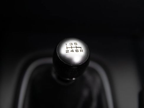 Used 2002 Honda S2000 image 13
