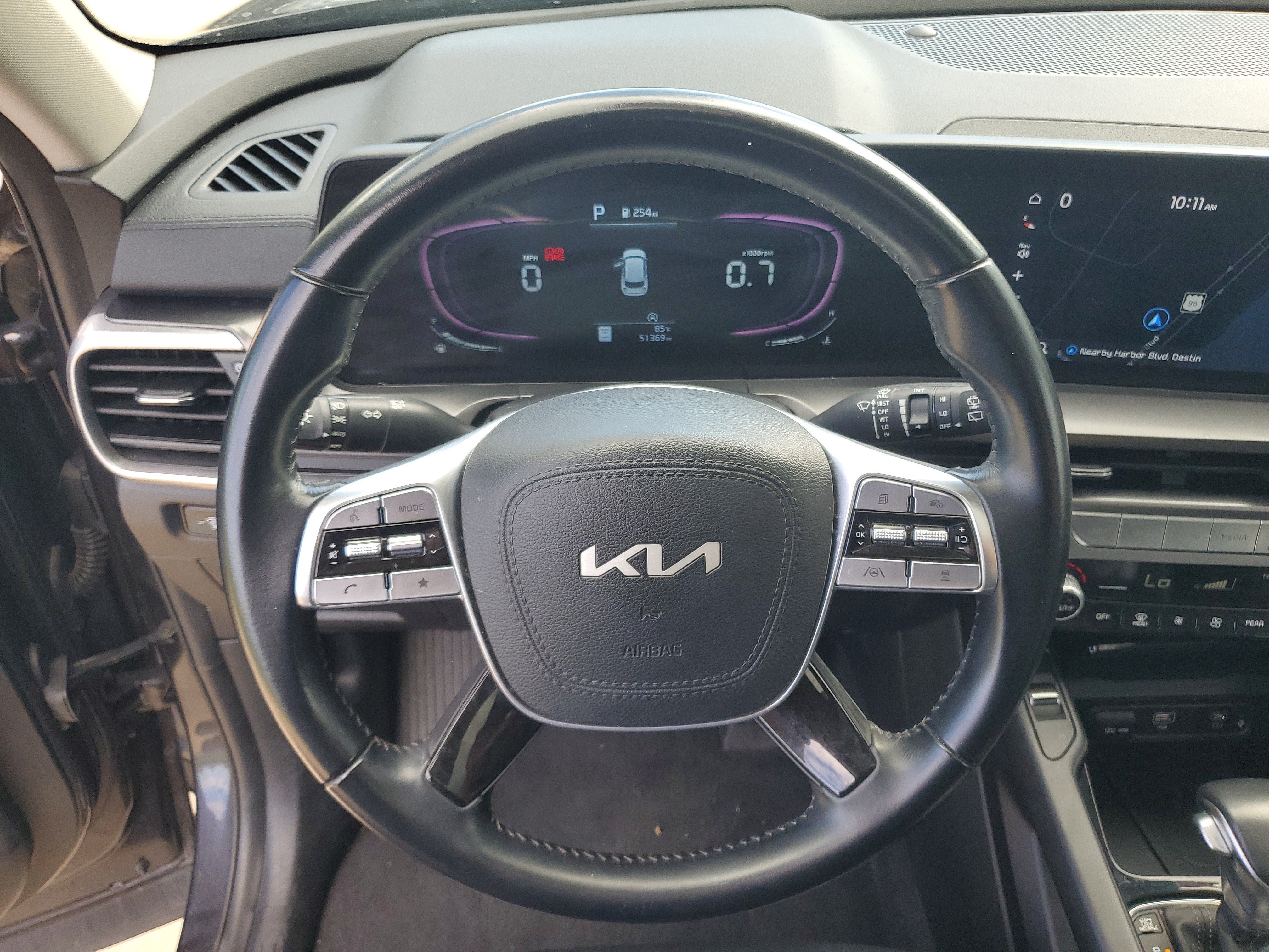 Used 2025 Kia Telluride S AWD/4WD image 16