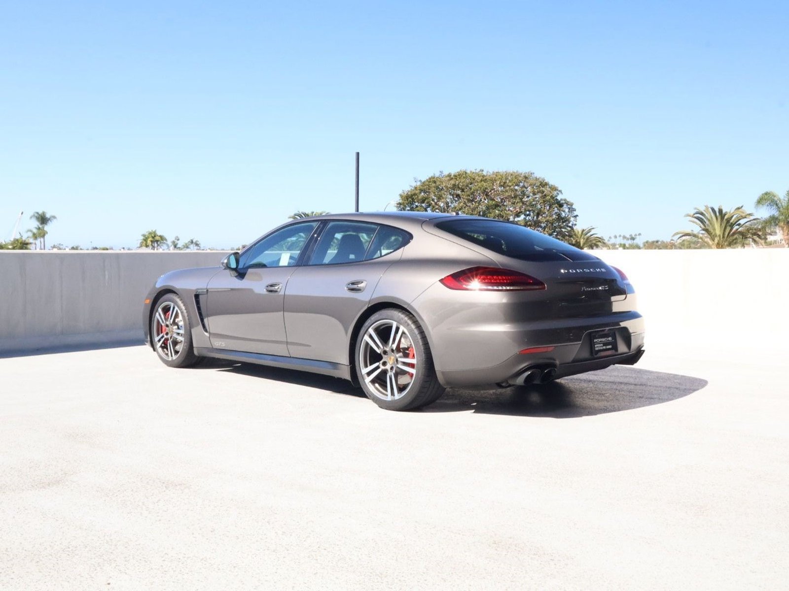 Certified 2015 Porsche Panamera GTS AWD/4WD image 3