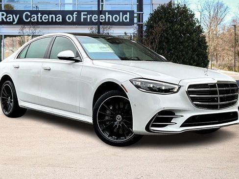 New 2026 Mercedes-Benz S 580 4MATIC Sedan image 2