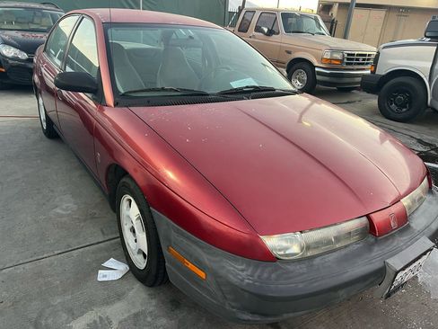 Used 1998 Saturn S-Series SL1 image 2