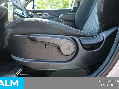 Used 2025 Kia Sportage LX FWD image 19