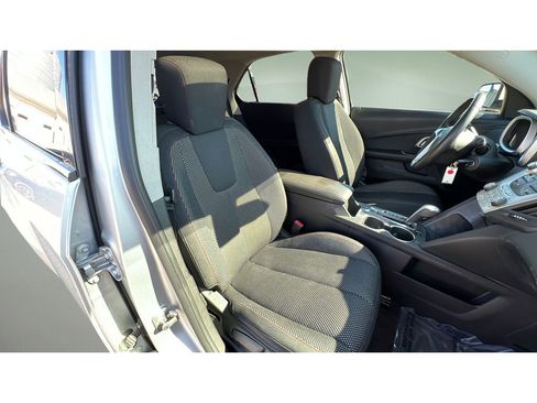 Certified 2011 Chevrolet Equinox LT w/ Driver Convenience Package image 32