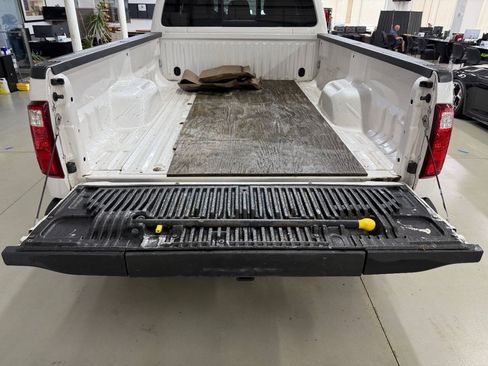 Used 2016 Ford F350 Lariat w/ Lariat Ultimate Package AWD/4WD image 9
