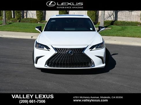 Certified 2023 Lexus ES 350 w/ Accessory Package (Z1) image 2