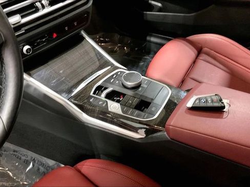 Used 2023 BMW 330i xDrive Sedan w/ Premium Package image 15
