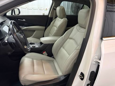 Used 2023 Cadillac XT4 Premium Luxury w/ Technology Package AWD/4WD image 36