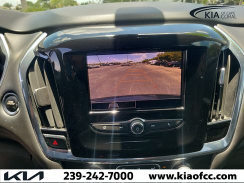 Used 2020 Chevrolet Traverse LS FWD image 28