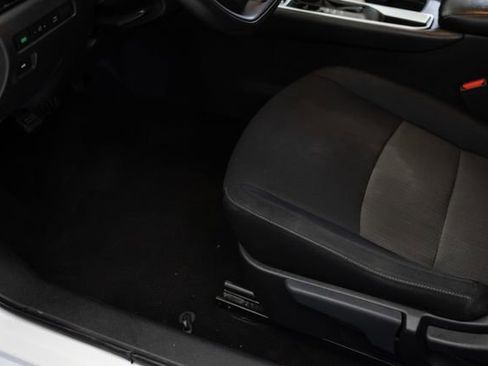 Used 2024 Nissan Sentra SV FWD image 13