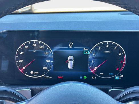 Certified 2025 Mercedes-Benz GLB 250 image 25