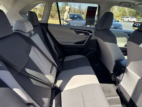 New 2025 Toyota RAV4 XLE w/ Convenience Package FWD image 29
