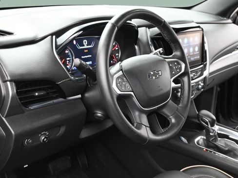 Used 2023 Chevrolet Traverse Premier w/ Redline Edition FWD image 12