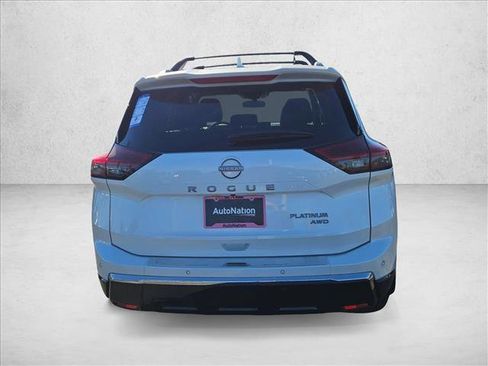 New 2026 Nissan Rogue Platinum image 9