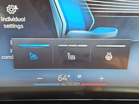 Certified 2024 BMW X7 xDrive40i w/ Premium Package AWD/4WD image 24