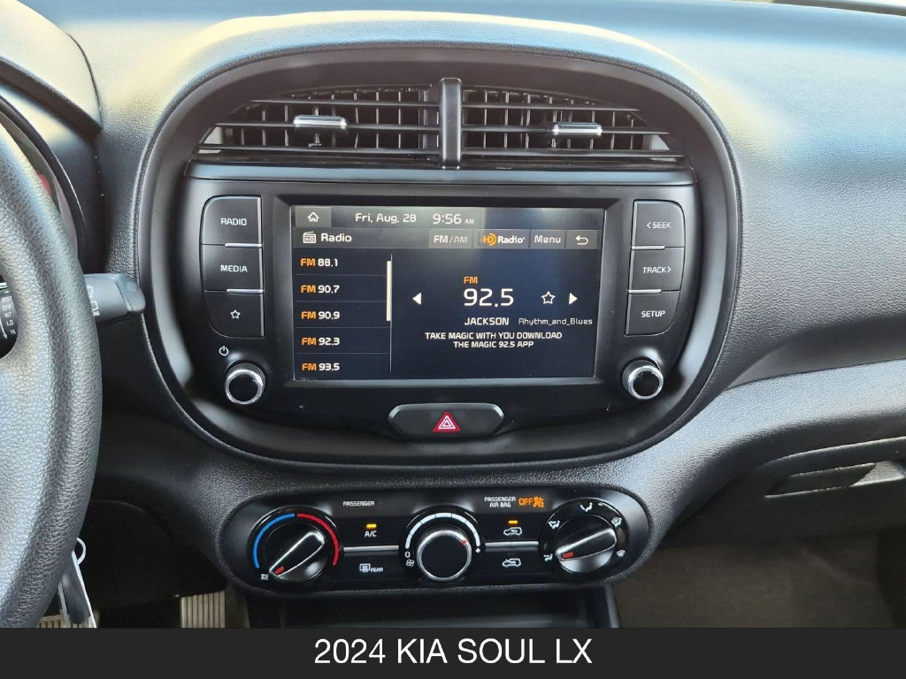 Used 2024 Kia Soul LX w/ Option Group 015 FWD image 25