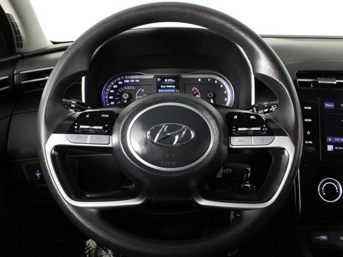 Certified 2024 Hyundai Tucson SE image 9