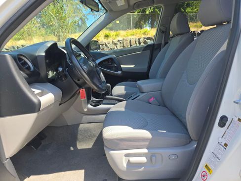 Used 2007 Toyota RAV4 Limited AWD/4WD image 19