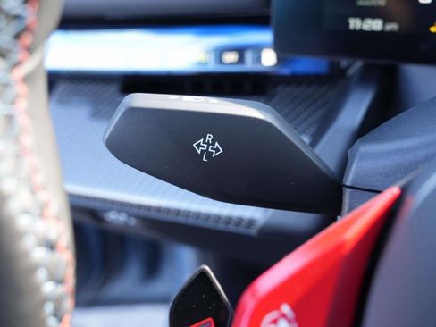 Used 2026 BMW M5 image 30