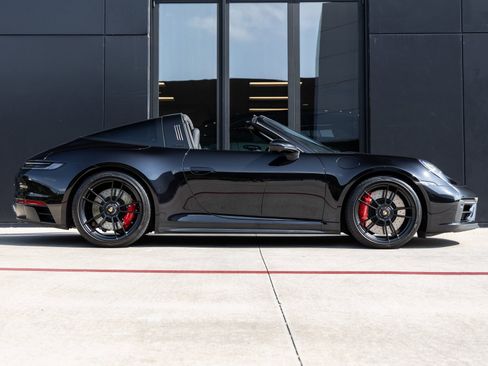 Used 2023 Porsche 911 Targa 4 GTS image 12