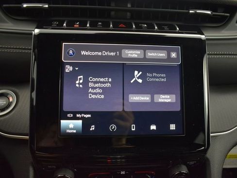 New 2025 Jeep Grand Cherokee Laredo w/ MOPAR Finishing Package AWD/4WD image 21