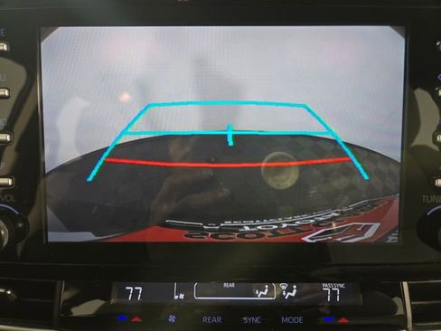 Used 2024 Toyota Sienna LE image 20