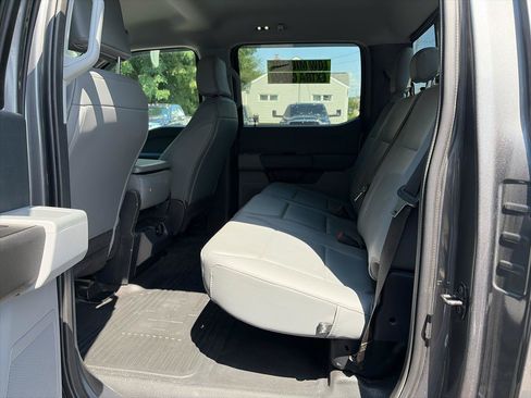 Used 2023 Ford F250 XL w/ Snow Plow Prep Package AWD/4WD image 9
