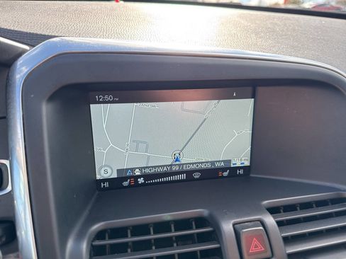 Used 2017 Volvo XC60 T5 Dynamic w/ Preferred Option Package image 39