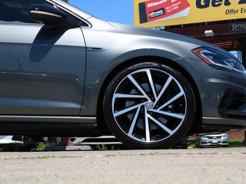 Used 2019 Volkswagen Golf 4-Door AWD/4WD image 7