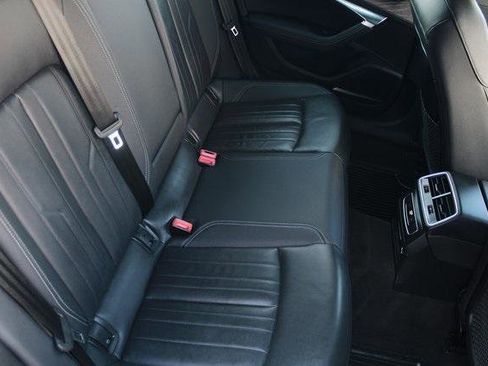 Used 2024 Audi A6 Premium Plus image 9